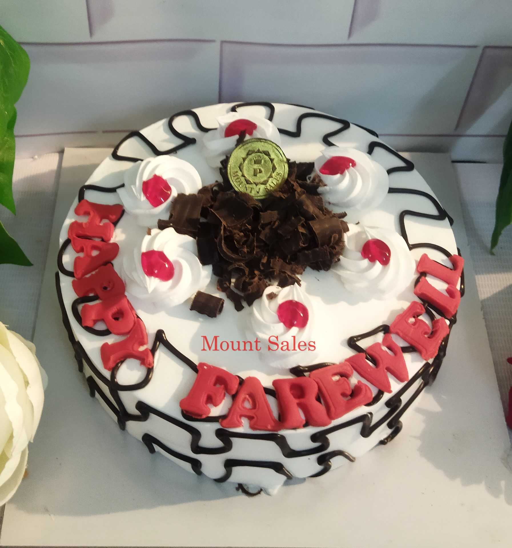 Premium RED N White Velvet Cake